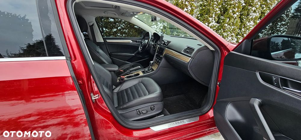 Volkswagen Passat - 21