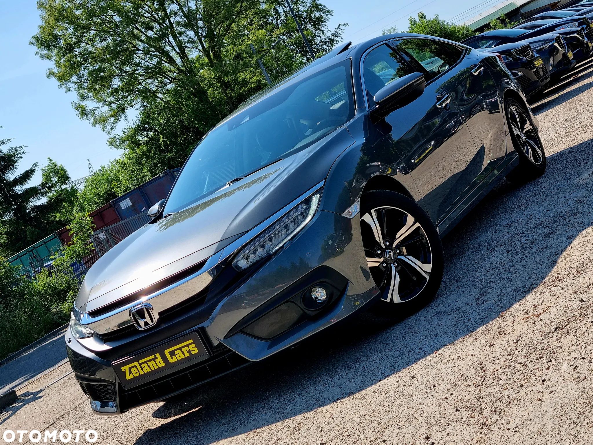 Honda Civic 1.5 i-VTEC Turbo CVT Executive - 1