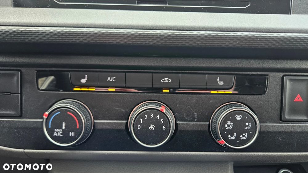 Volkswagen TRANSPORTER T6.1 DSG - 22