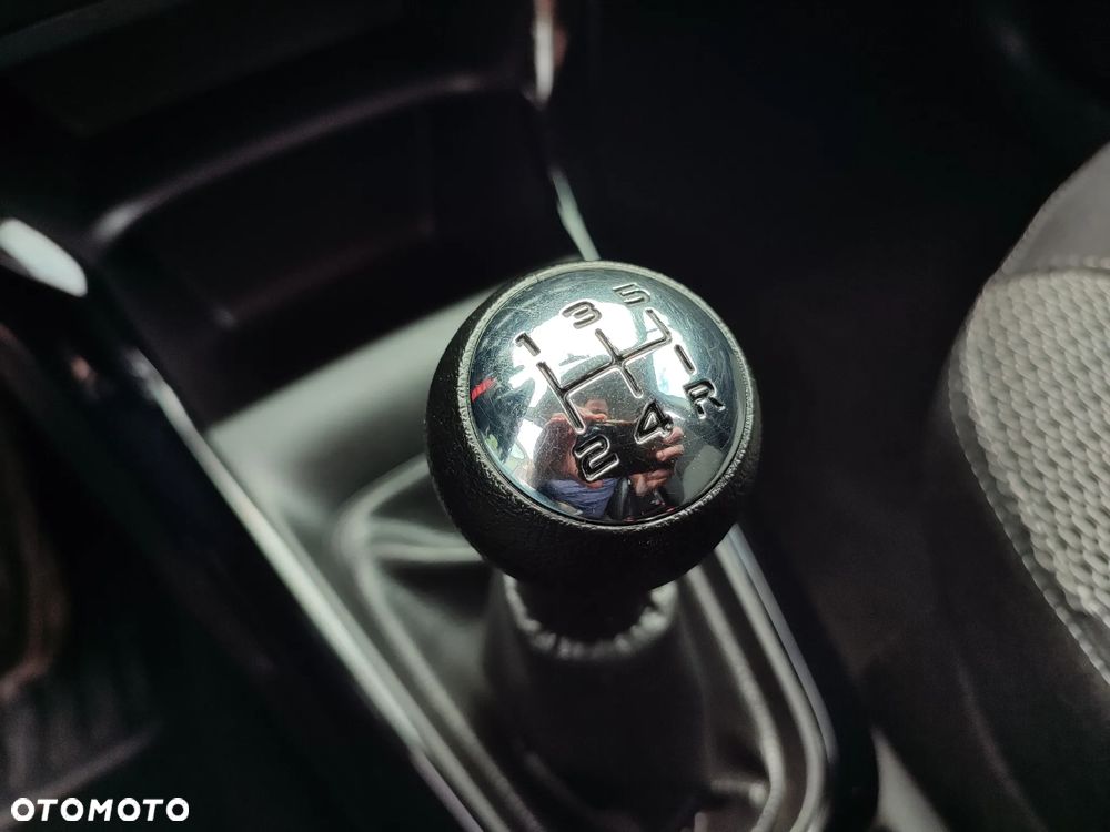 Citroën C3 Pure Tech 110 Stop&Start RED BLOCK - 35