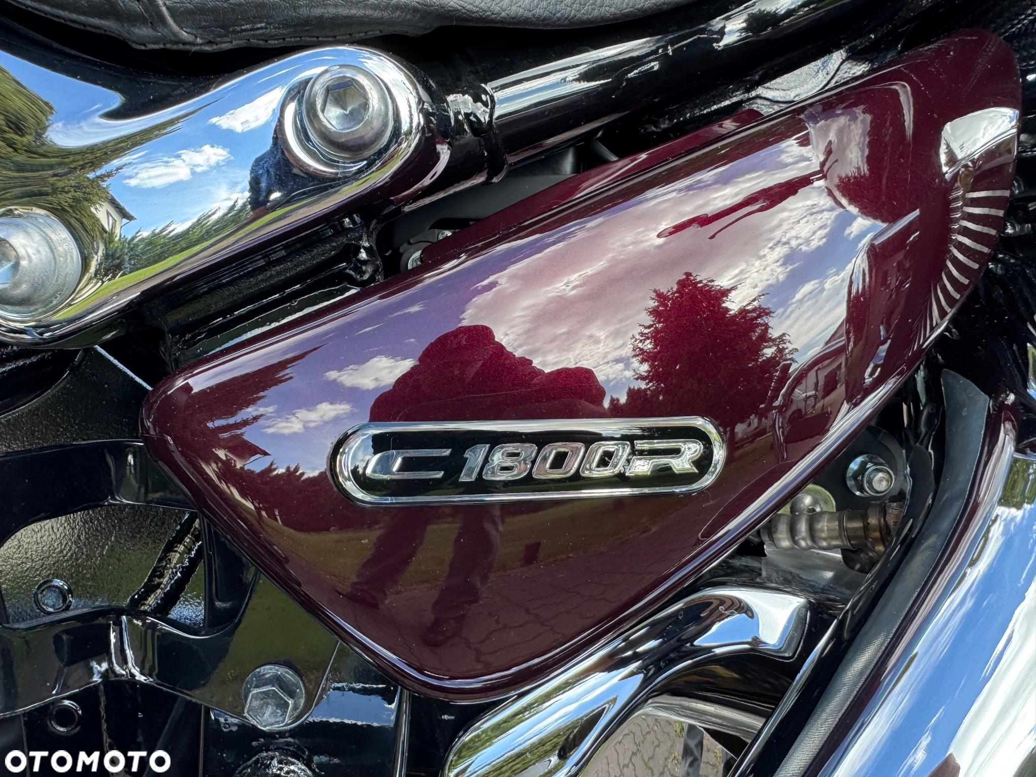 Suzuki Intruder - 12