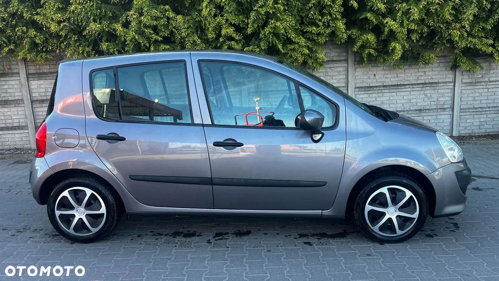 Renault Modus 1.2 16V Night and Day - 29