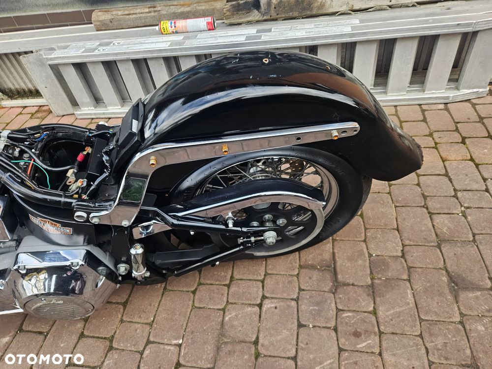 Harley-Davidson Sportster Custom 1200C - 13