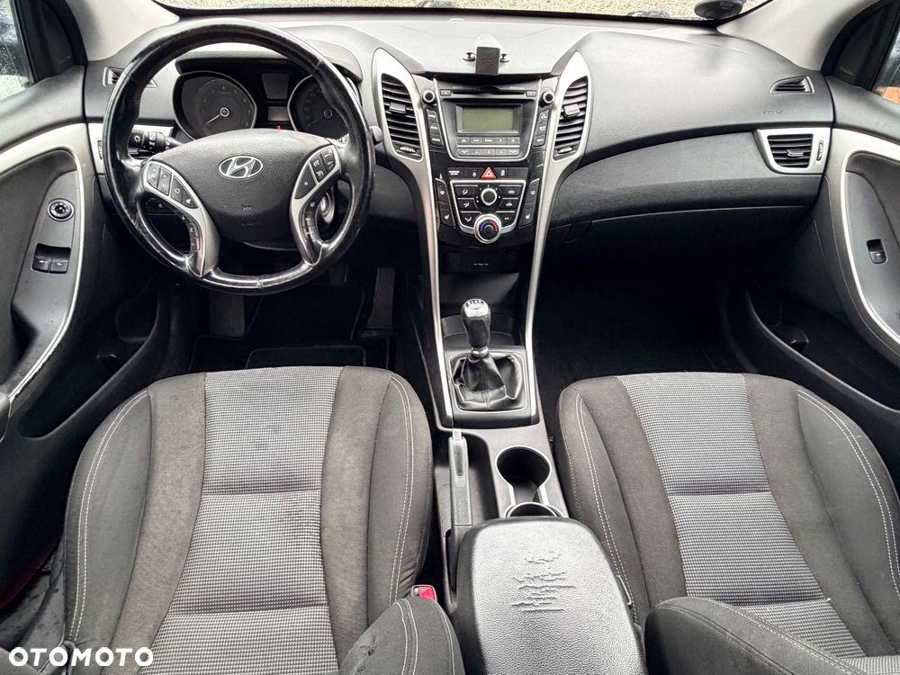 Hyundai i30 - 31