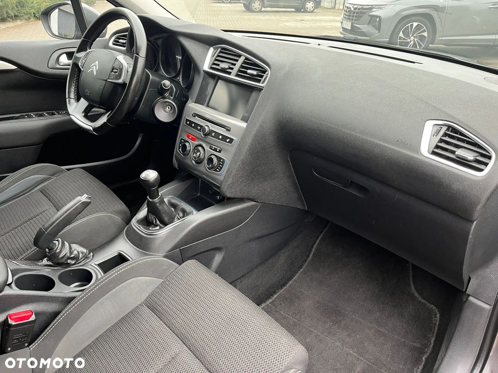 Citroën C4 BlueHDi 100 Business Class - 20