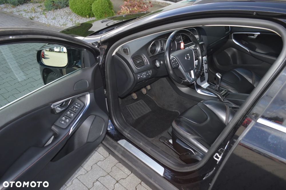 Volvo V40 D2 Drive-E Base - 10