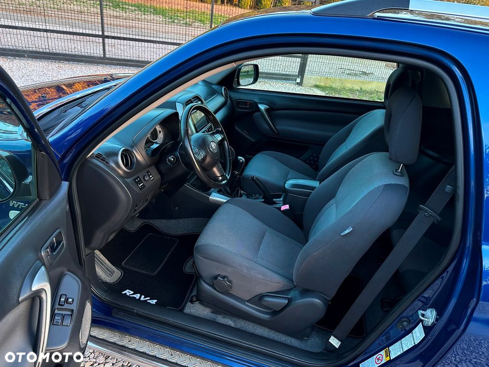 Toyota RAV4 2.0 VVT-i Sol - 9