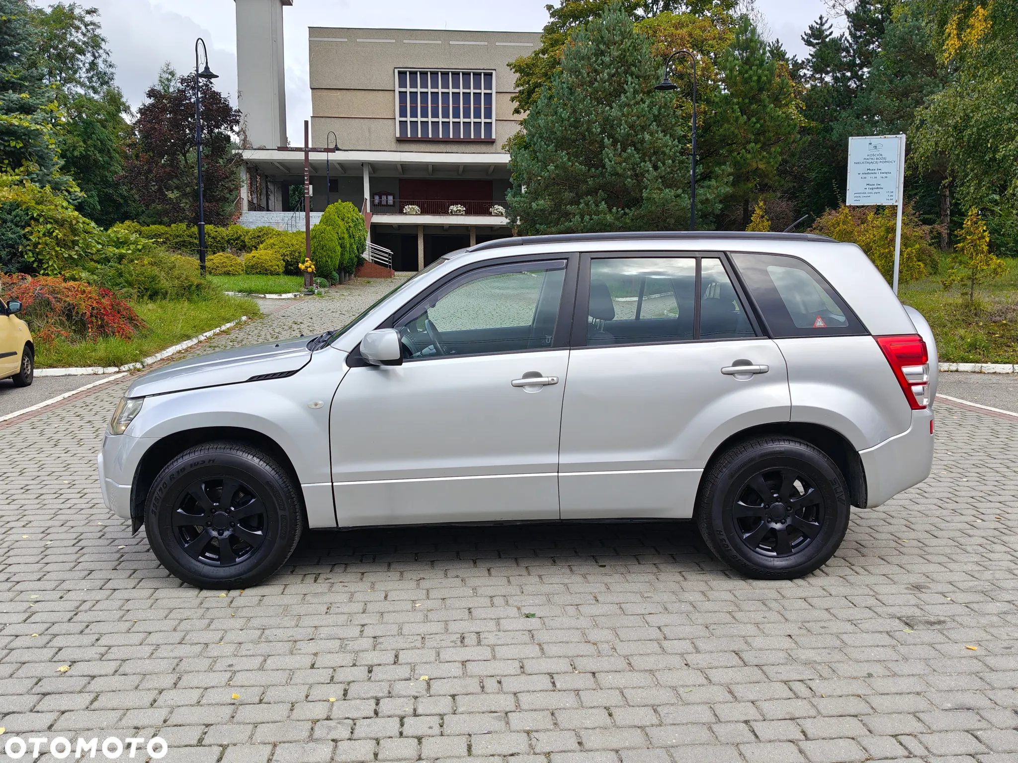 Suzuki Grand Vitara 2.0 - 4
