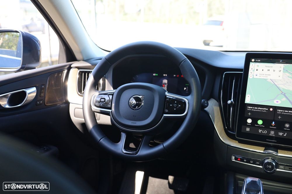 Volvo XC 60 T6 AWD Plus Bright - 21