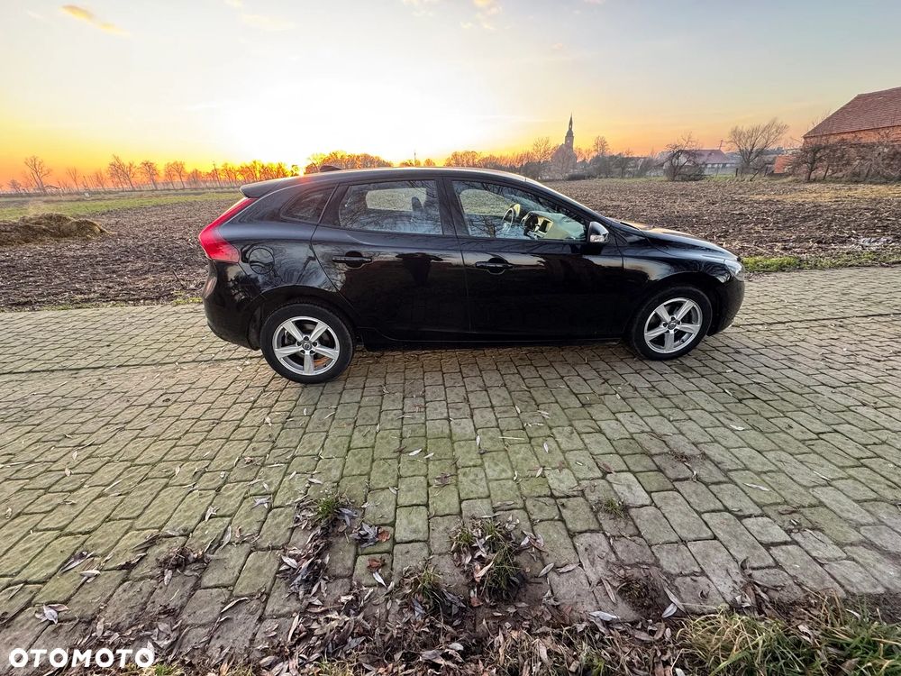 Volvo V40 D2 Drive-E Dynamic Edition - 4