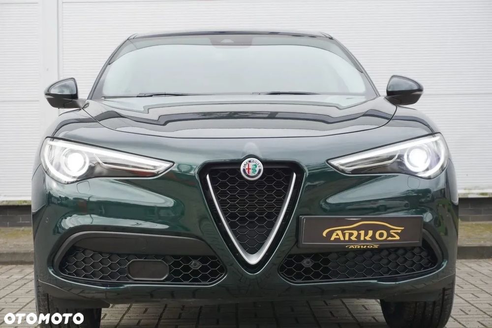 Alfa Romeo Stelvio 2.0 Turbo 16V AT8-Q4 First Edition - 25