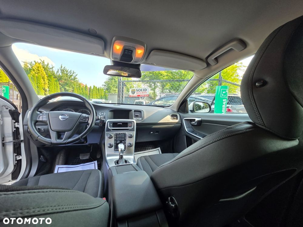 Volvo V60 - 15