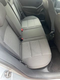 Volkswagen Golf - 12