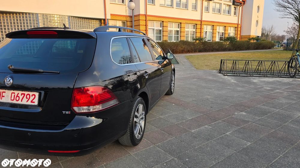 Volkswagen Golf - 34