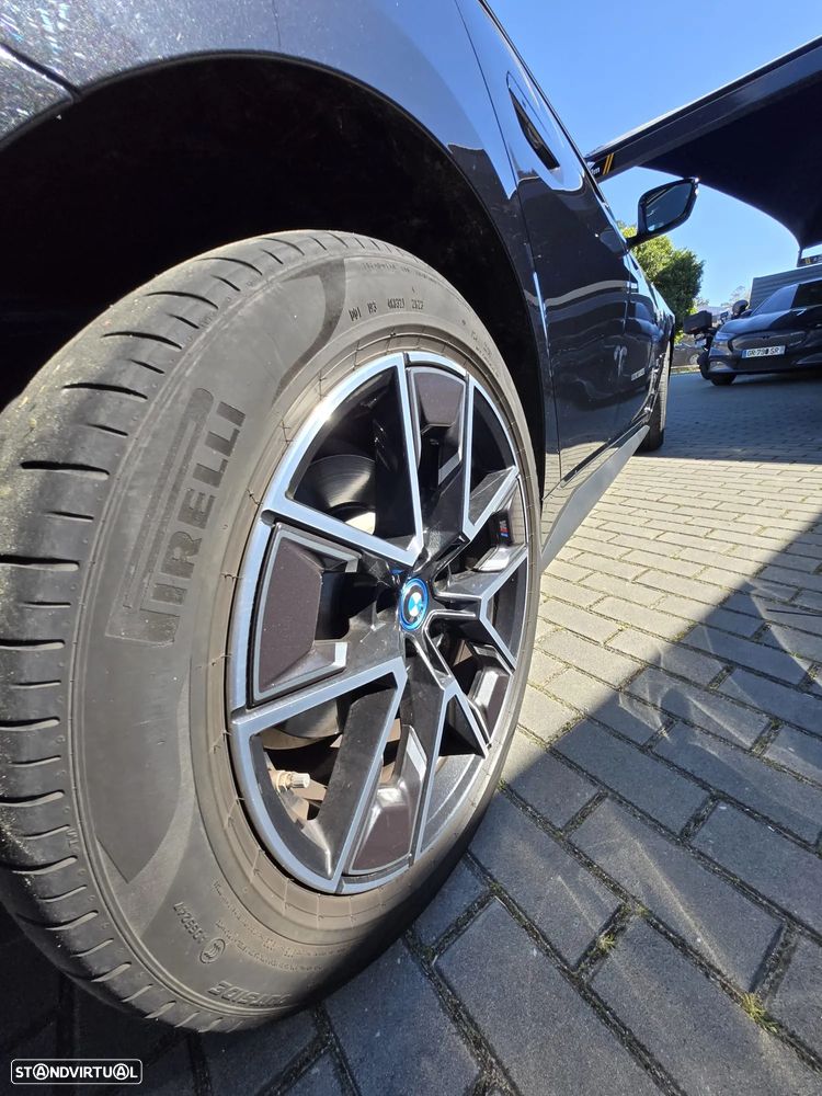 BMW i4 eDrive35 Gran Coupe M Sport - 6