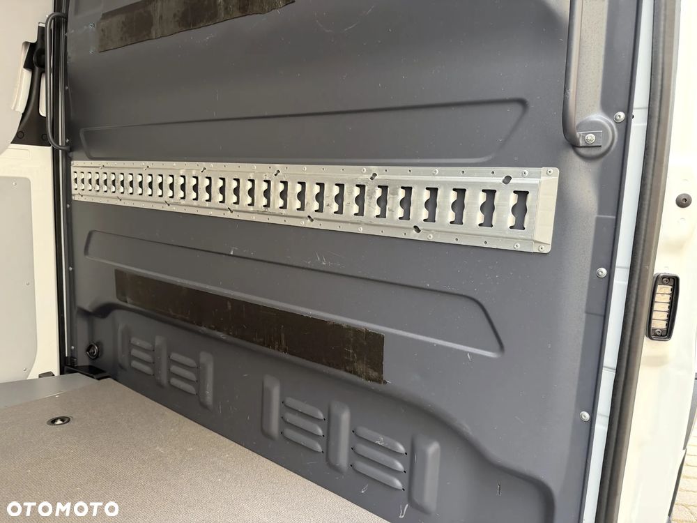 Mercedes-Benz Sprinter L3H2 Winda - 25
