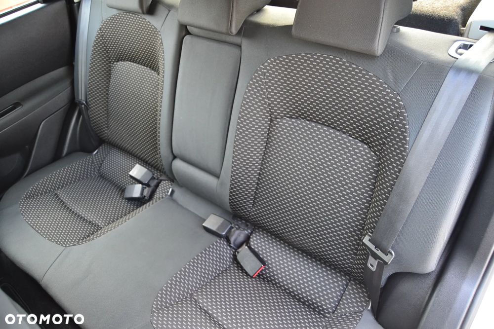 Nissan Qashqai 1.6 Visia - 28