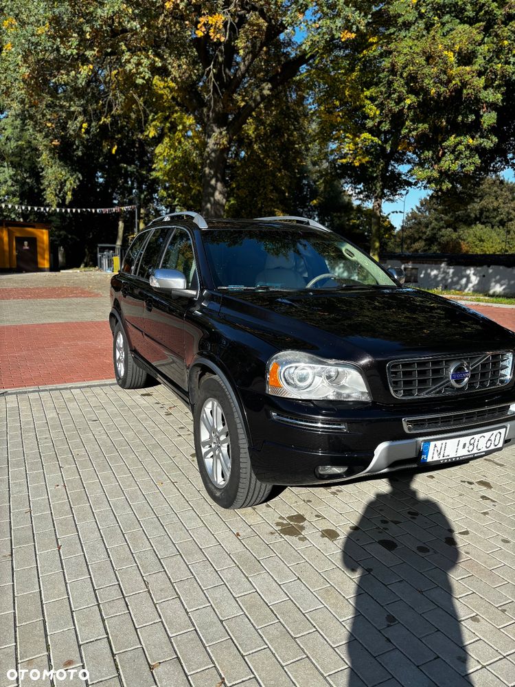 Volvo XC 90 - 9