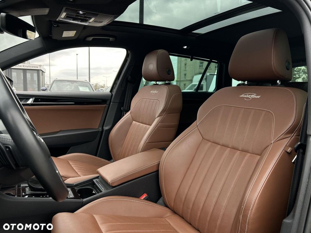 Skoda Superb 2.0 TDI SCR L&K DSG - 13