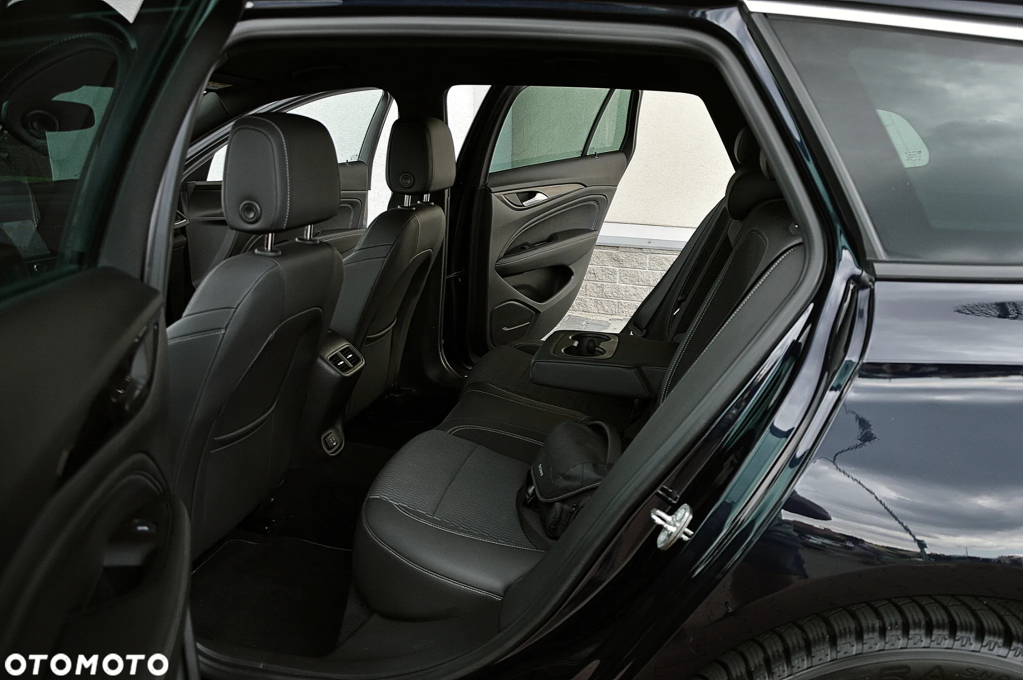 Opel Insignia Sports Tourer 1.5 Direct InjectionT Innovation - 8