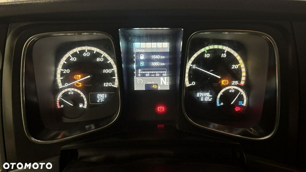 Mercedes-Benz Actros - 12