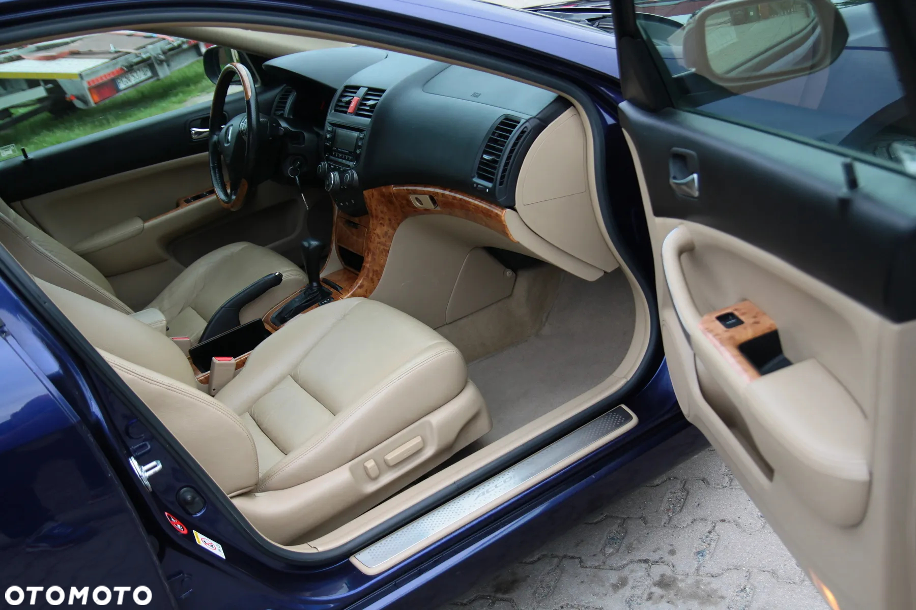 Honda Accord Tourer 2.4 i Automatik Executive - 8