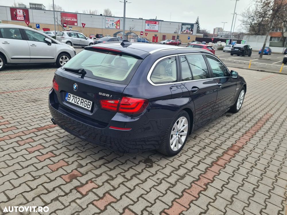 BMW Seria 5 528i Sport-Aut. Luxury Line - 7
