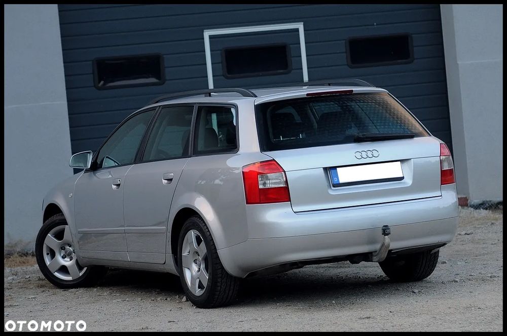 Audi A4 Avant - 19