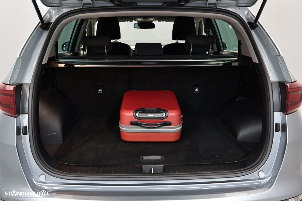 Kia Sportage 1.6 CRDI ISG MHEV Urban - 27