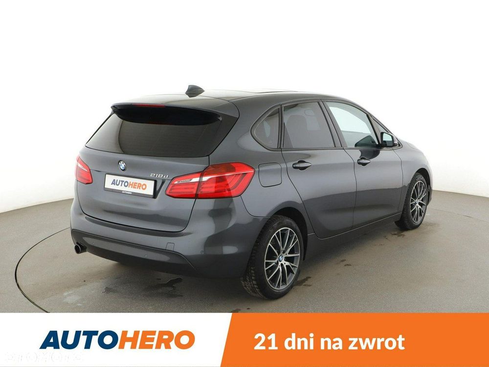 BMW Seria 2 218d - 8