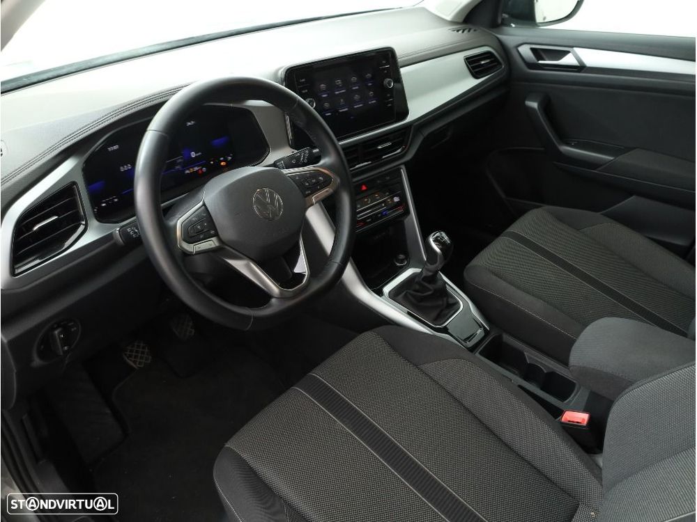 VW T-Roc 1.0 TSI Urban - 10