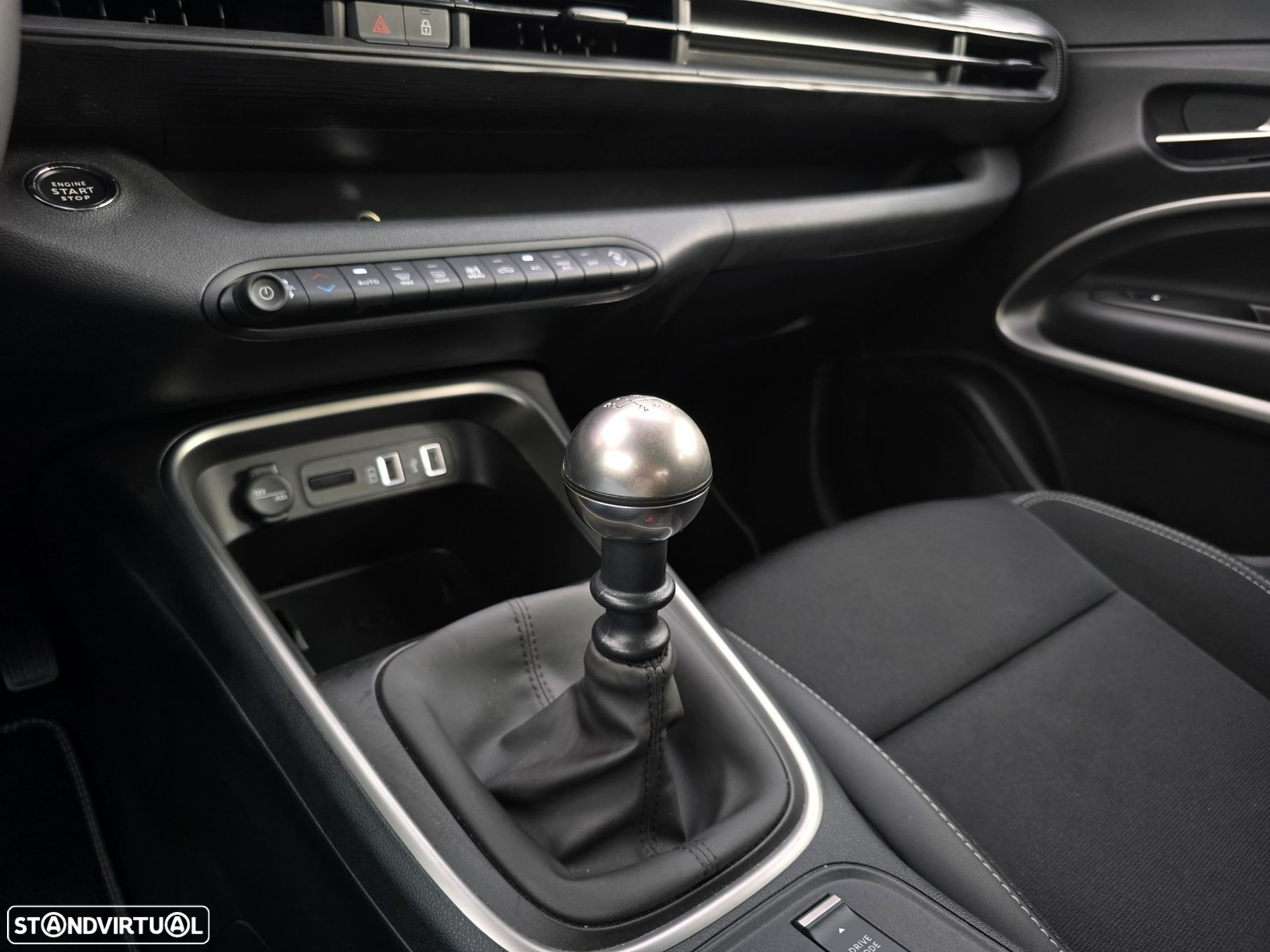 Jeep Avenger 1.2 GSE T3 Altitude - 30