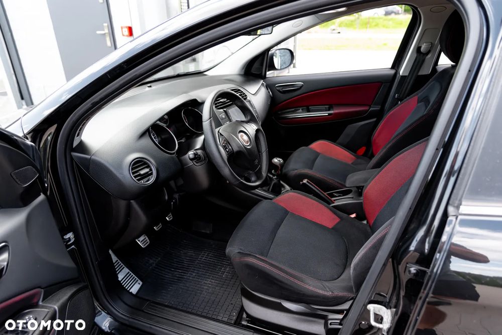 Fiat Bravo 1.4 T-JET 16V Emotion Euro5 - 16