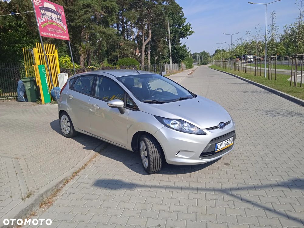 Ford Fiesta 1.25 Champions Edition - 4