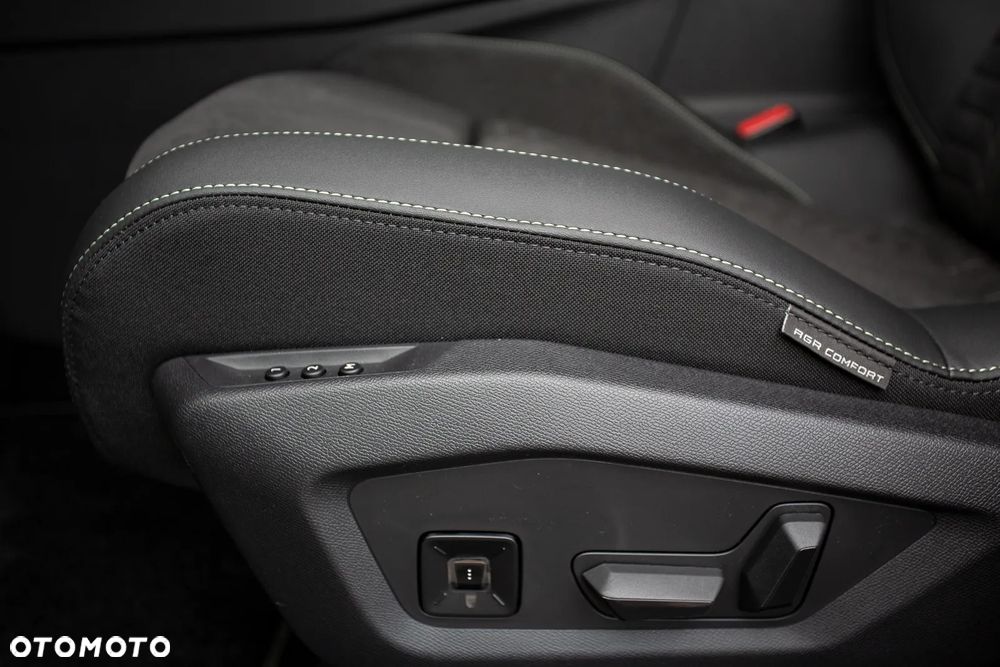 Peugeot 5008 Hybrid 145 e-DSC6 GT - 17