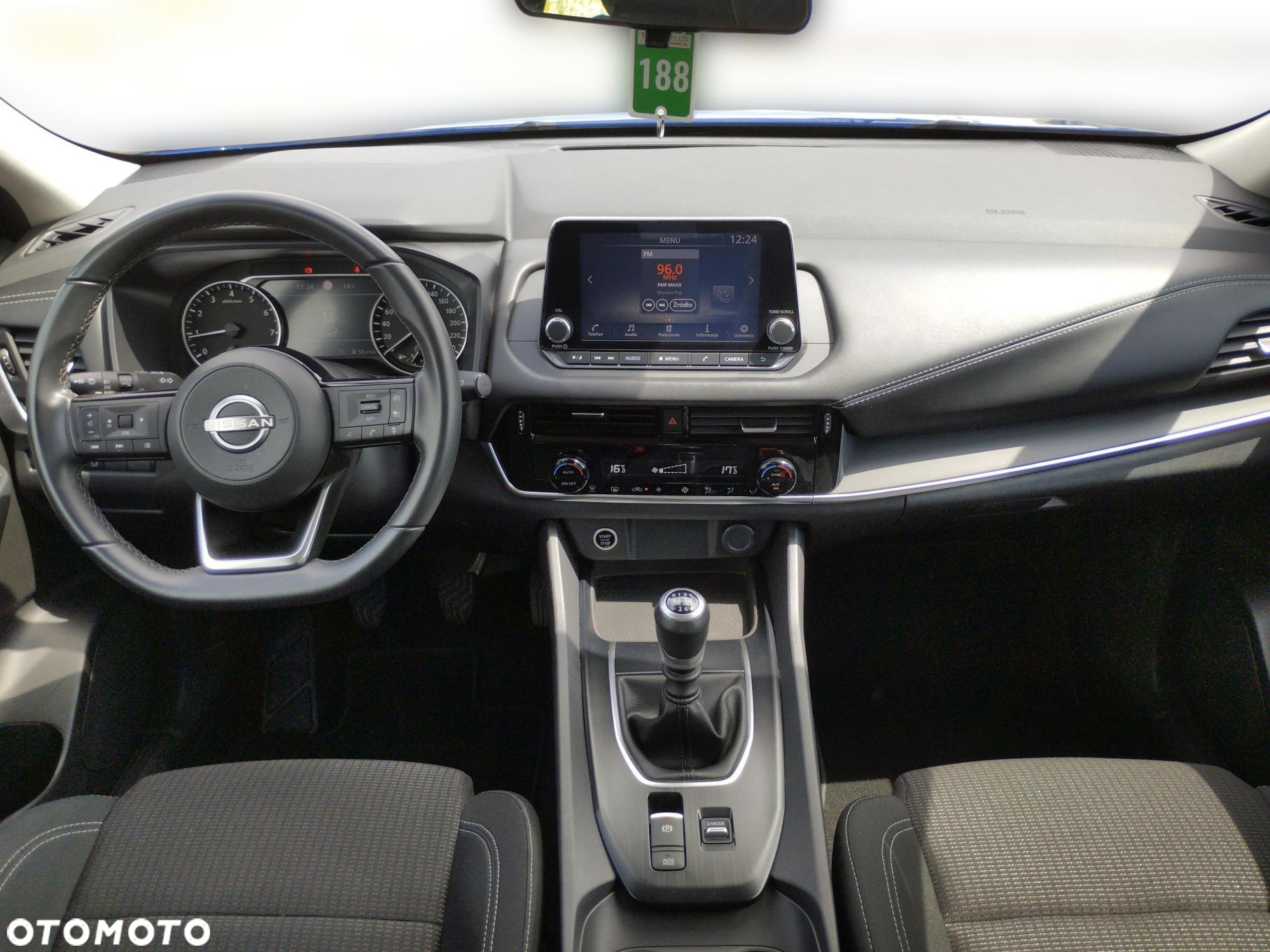 Nissan Qashqai - 2