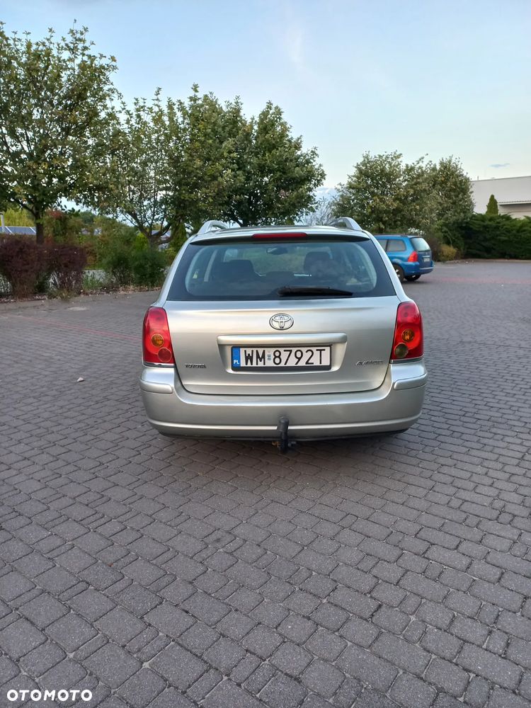Toyota Avensis 1.8 VVT-i Luna - 7