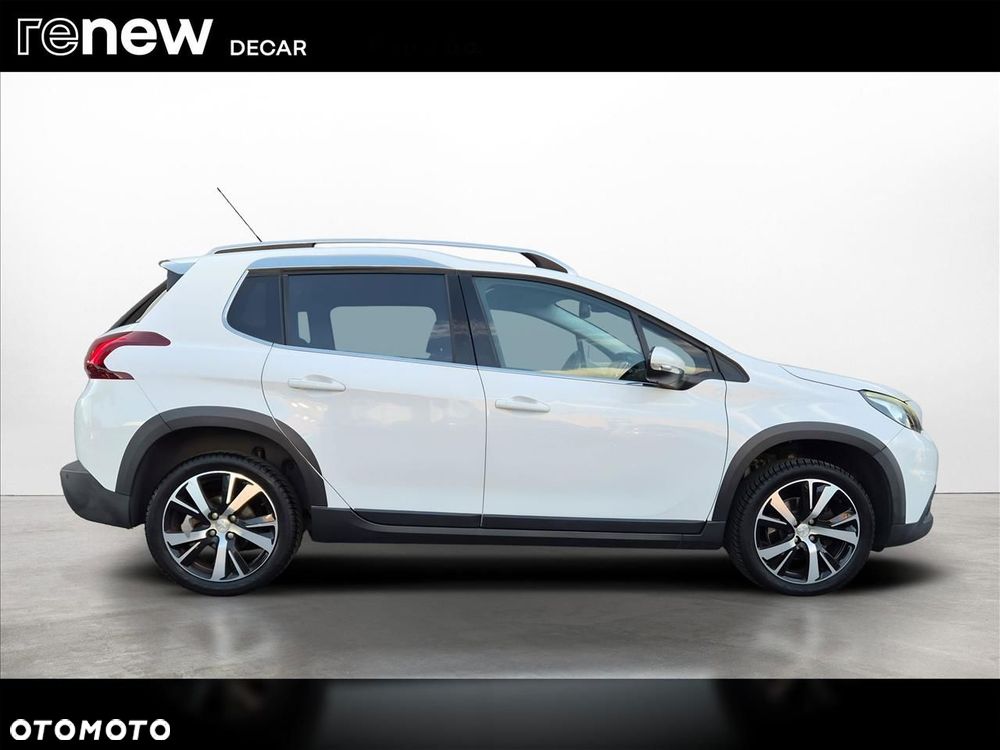 Peugeot 2008 1.6 BlueHDi Allure S&S - 6