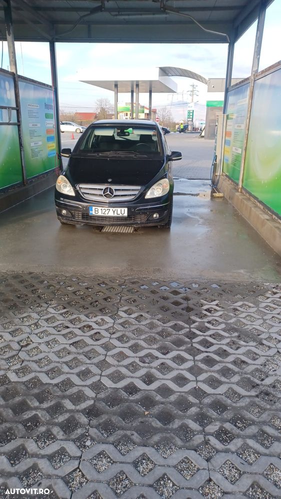 Mercedes-Benz B 200 - 4