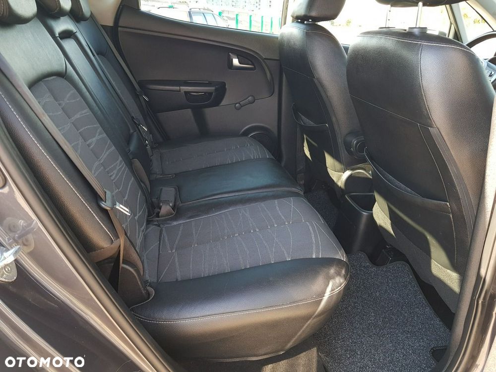Kia Venga 1.4 CVVT Spirit - 15