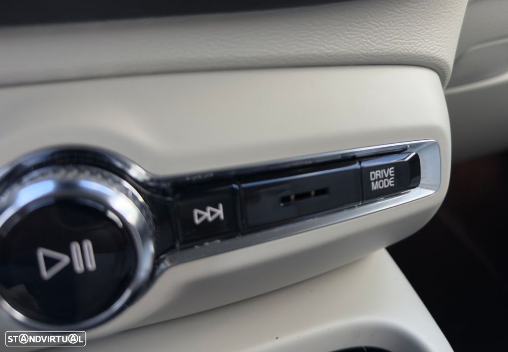 Volvo XC 40 1.5 T5 PHEV Core - 50