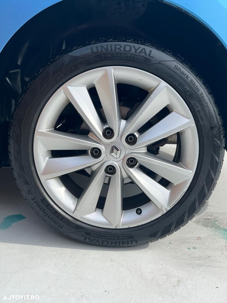 Renault Megane ENERGY dCi 130 Start & Stop Bose Edition - 16