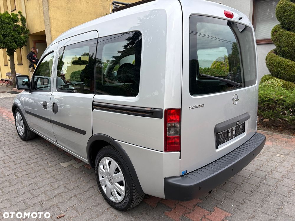 Opel Combo Tour Color Edition - 7