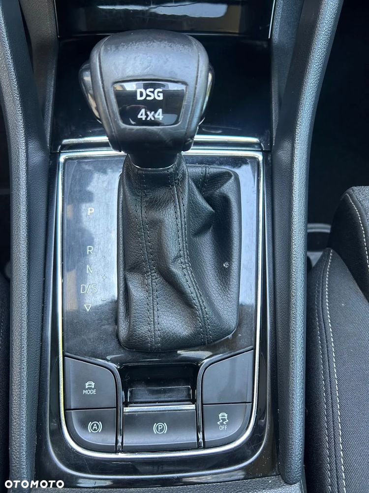 Skoda Karoq 2.0 TDI SCR 4x4 Ambition DSG - 29