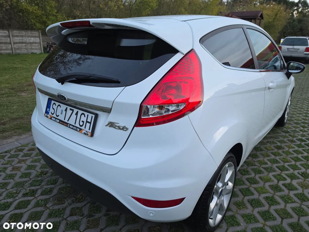 Ford Fiesta 1.25 Titanium - 19