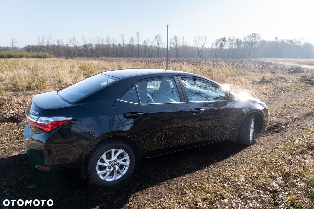 Toyota Corolla 1.6 Comfort - 8