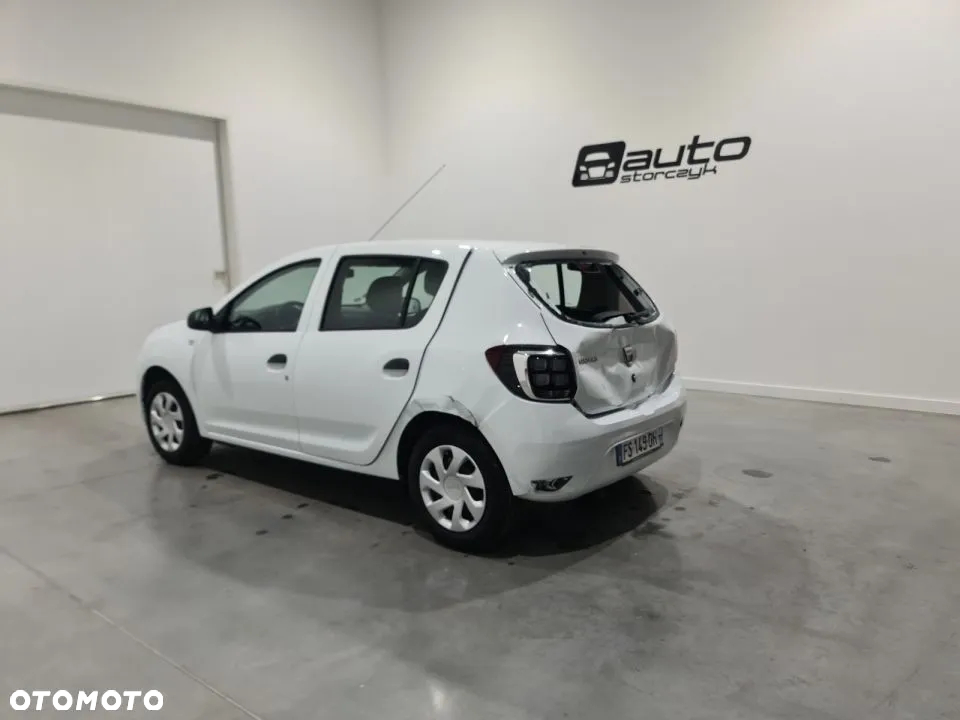 Dacia Sandero SCe 75 Essential - 5