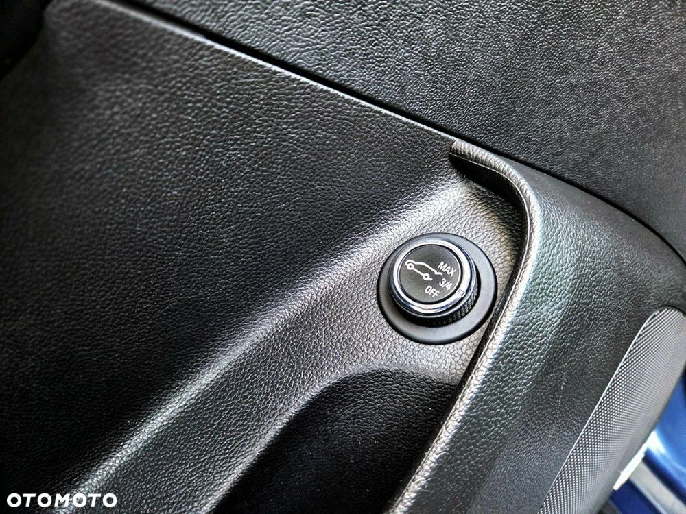 Opel Insignia - 22