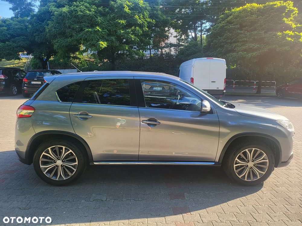 Peugeot 4008 - 8