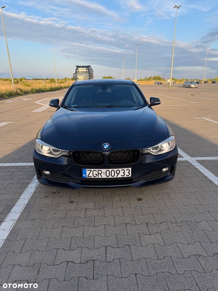 BMW Seria 3 316i - 6
